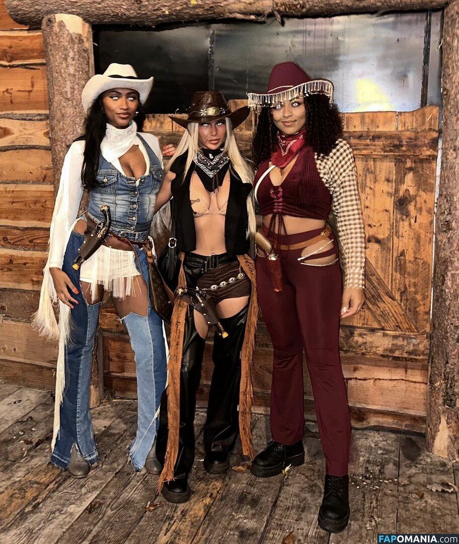 Halloween Sluts Обнажённый OnlyFans  Утёкшее фото #5