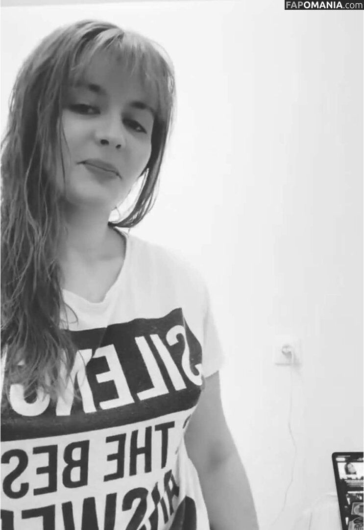 Harmonie Rain / _harmonierain / harmonie.rain2 / harmonierain / https: Обнажённый OnlyFans  Утёкшее фото #14