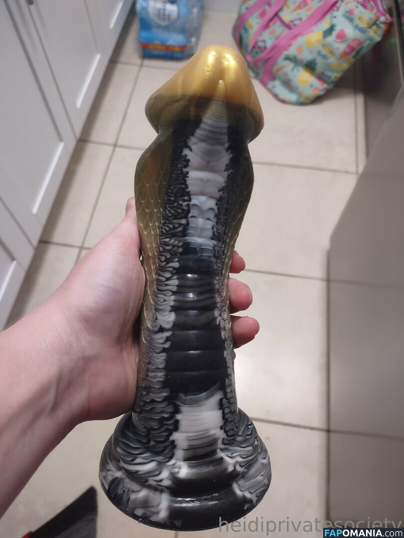 heidi.cummins / heidiprivatesociety Обнажённый OnlyFans  Утёкшее фото #44