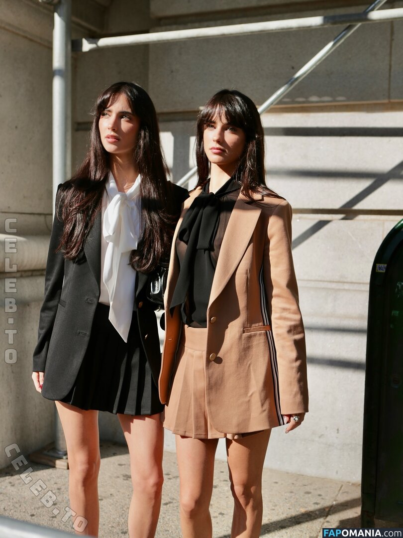 Elisha Herbert / Herbert Twins / Renee Herbert / elisha__h Обнажённый OnlyFans  Утёкшее фото #144