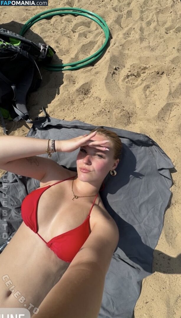 Hermine.radloff / just.hermine Обнажённый OnlyFans  Утёкшее фото #1