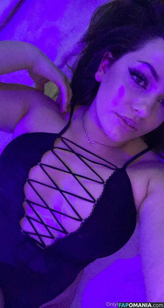 heyitsaddi Обнажённый OnlyFans  Утёкшее фото #9