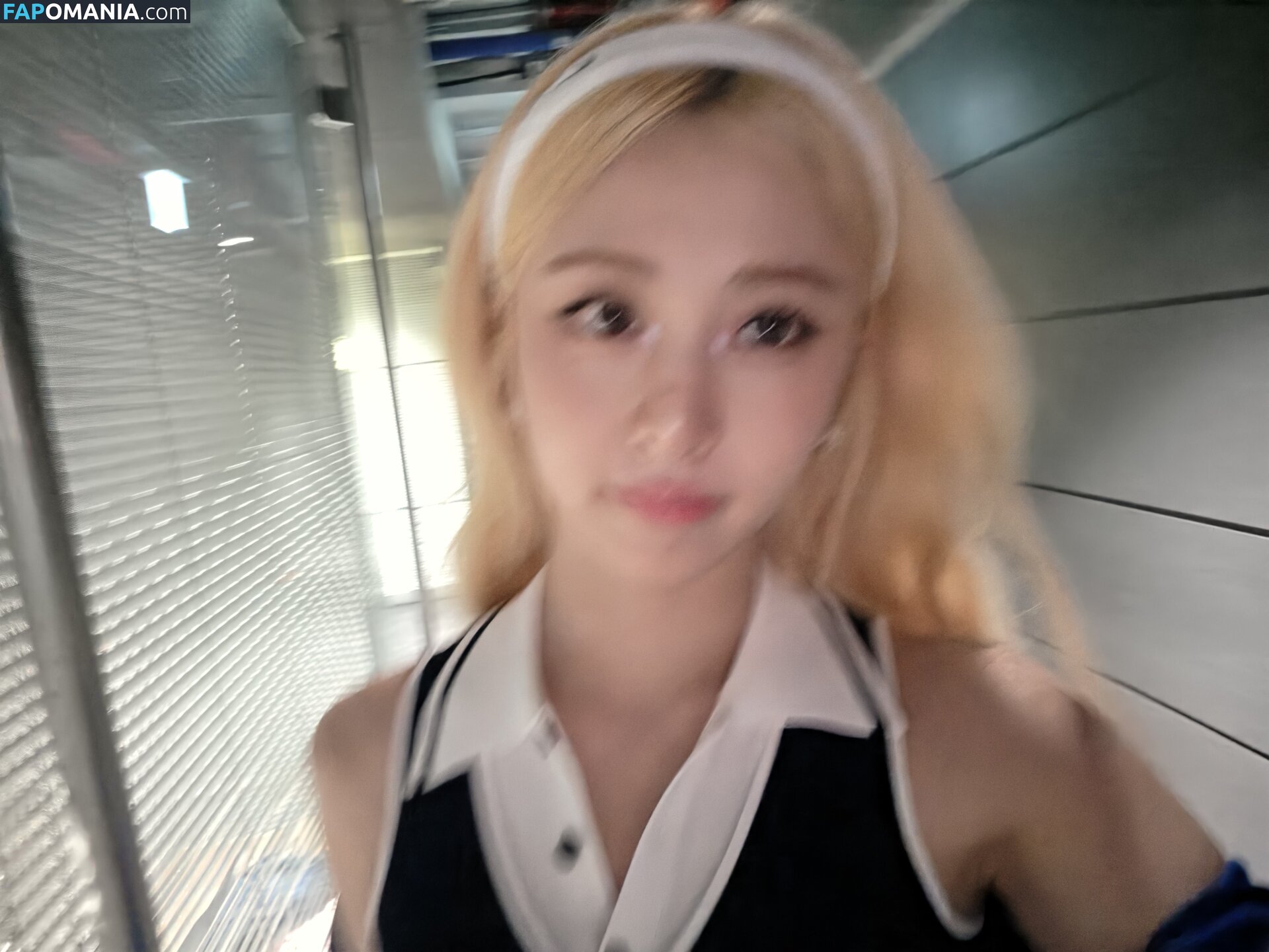 Huh Yunjin 허윤진 / LESSERAFIM / jenaissante Обнажённый OnlyFans  Утёкшее фото #2