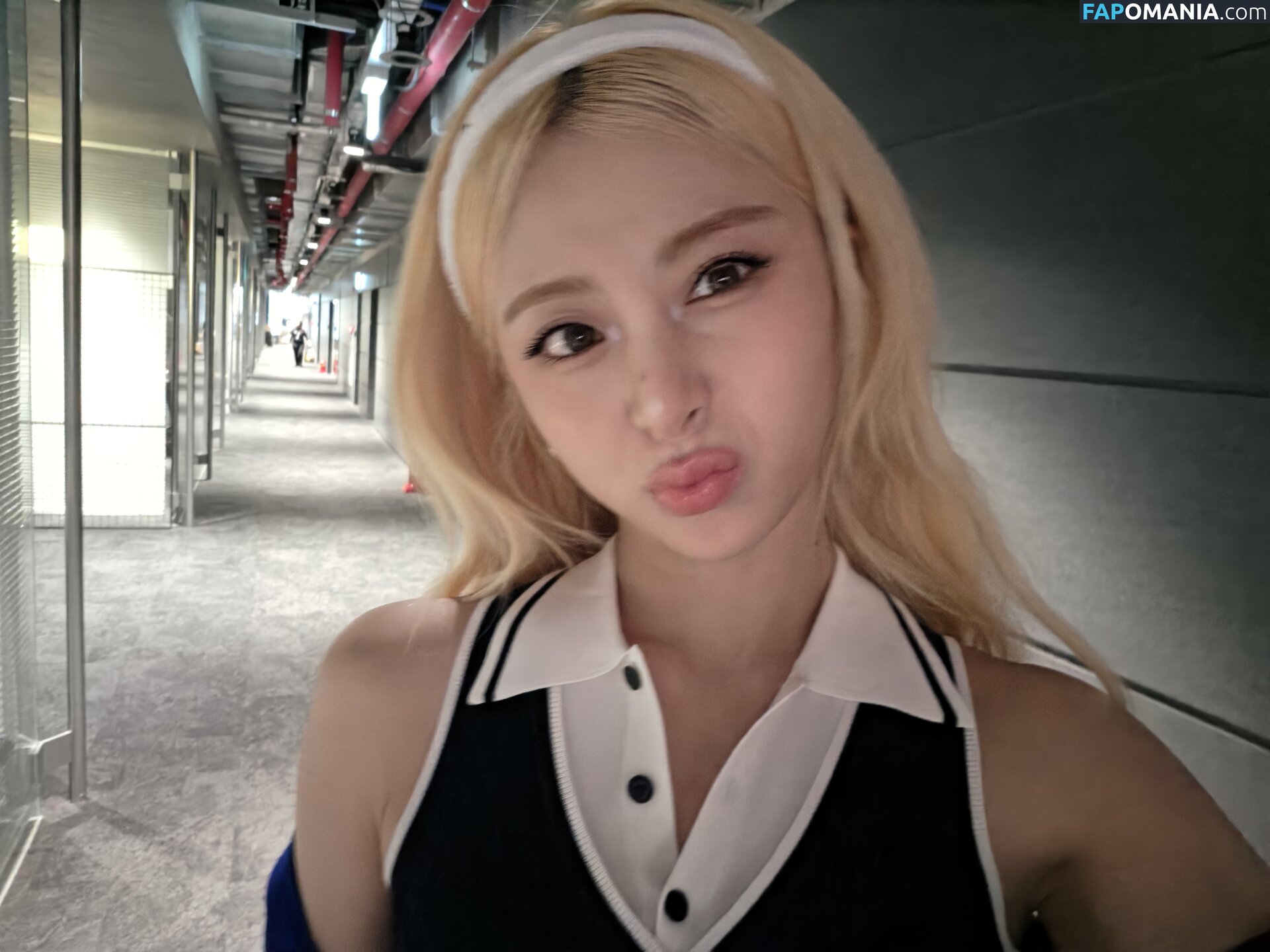 Huh Yunjin 허윤진 / LESSERAFIM / jenaissante Обнажённый OnlyFans  Утёкшее фото #4
