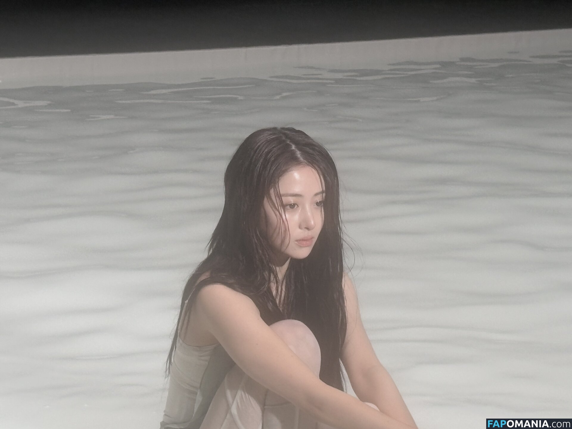 Huh Yunjin 허윤진 / LESSERAFIM / jenaissante Обнажённый OnlyFans  Утёкшее фото #5