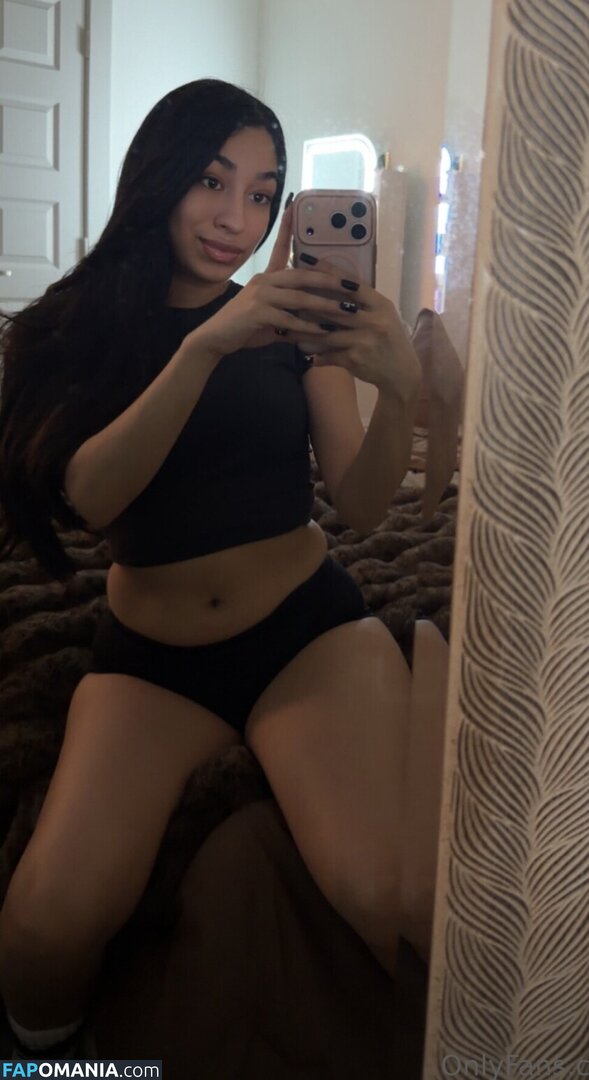 ijustine / ijustneedee Обнажённый OnlyFans  Утёкшее фото #1