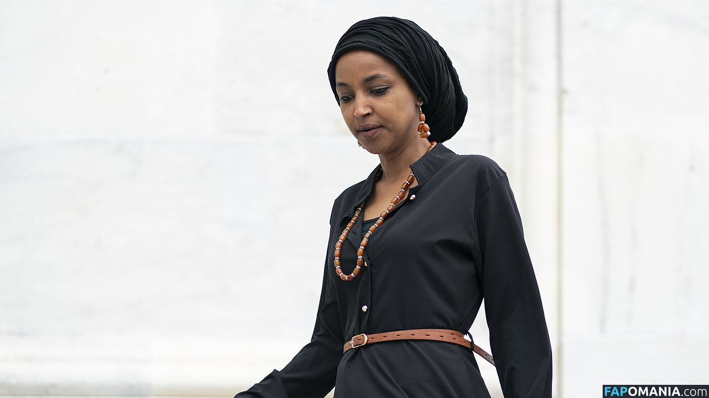 Ilhan Omar Обнажённый OnlyFans  Утёкшее фото #2