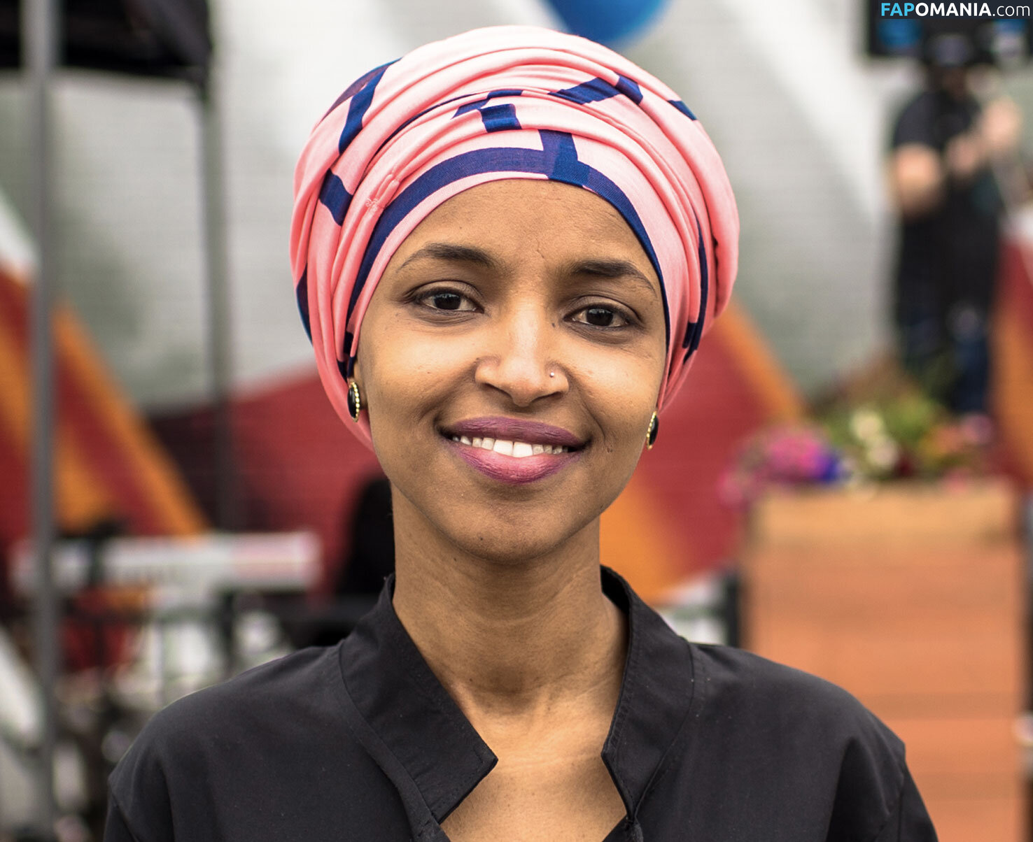 Ilhan Omar Обнажённый OnlyFans  Утёкшее фото #7