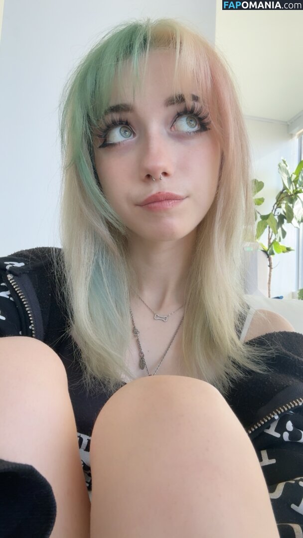 1ILuvMew1 / Iluvmeww / https: / iluvmey Обнажённый OnlyFans  Утёкшее фото #461