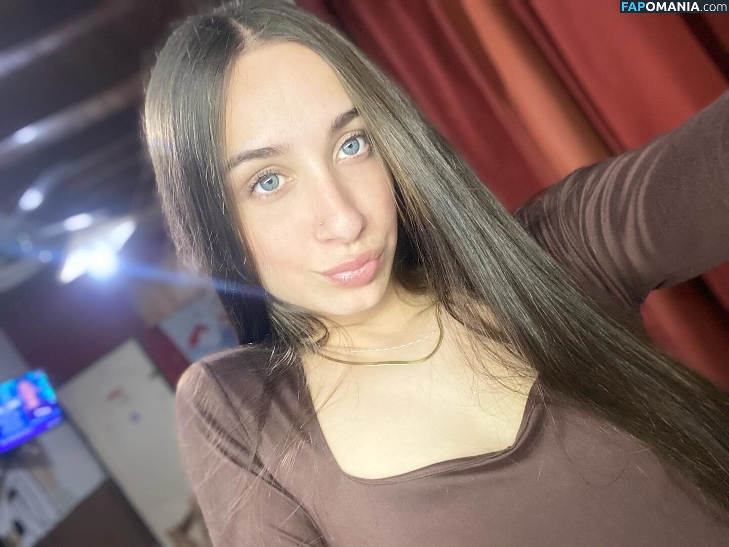 In And Out Uniform Обнажённый OnlyFans  Утёкшее фото #71