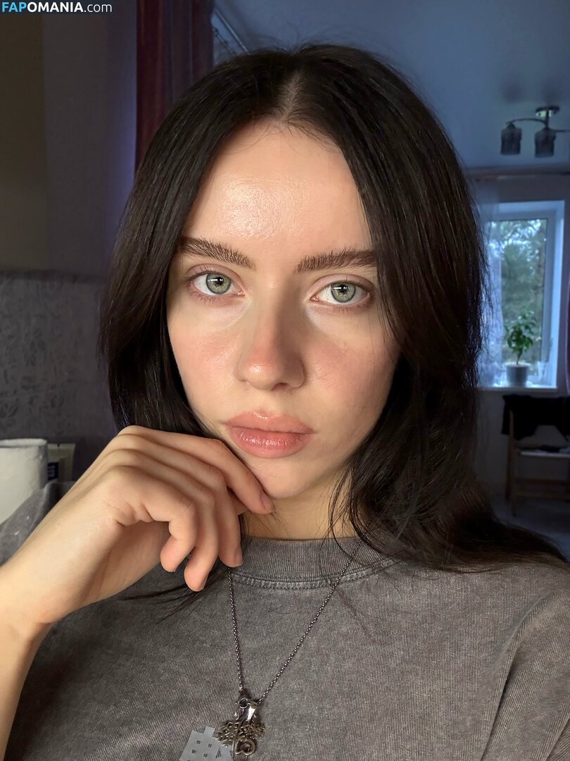 Irina Minkina / howeversnowy / rusian Billie eilish Обнажённый OnlyFans  Утёкшее фото #2
