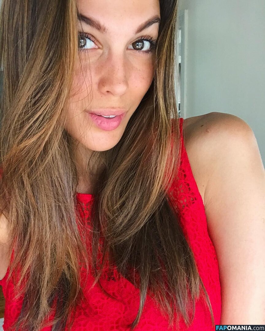 Iris Mittenaere / irismittenaere / summerxiris Обнажённый OnlyFans  Утёкшее фото #3