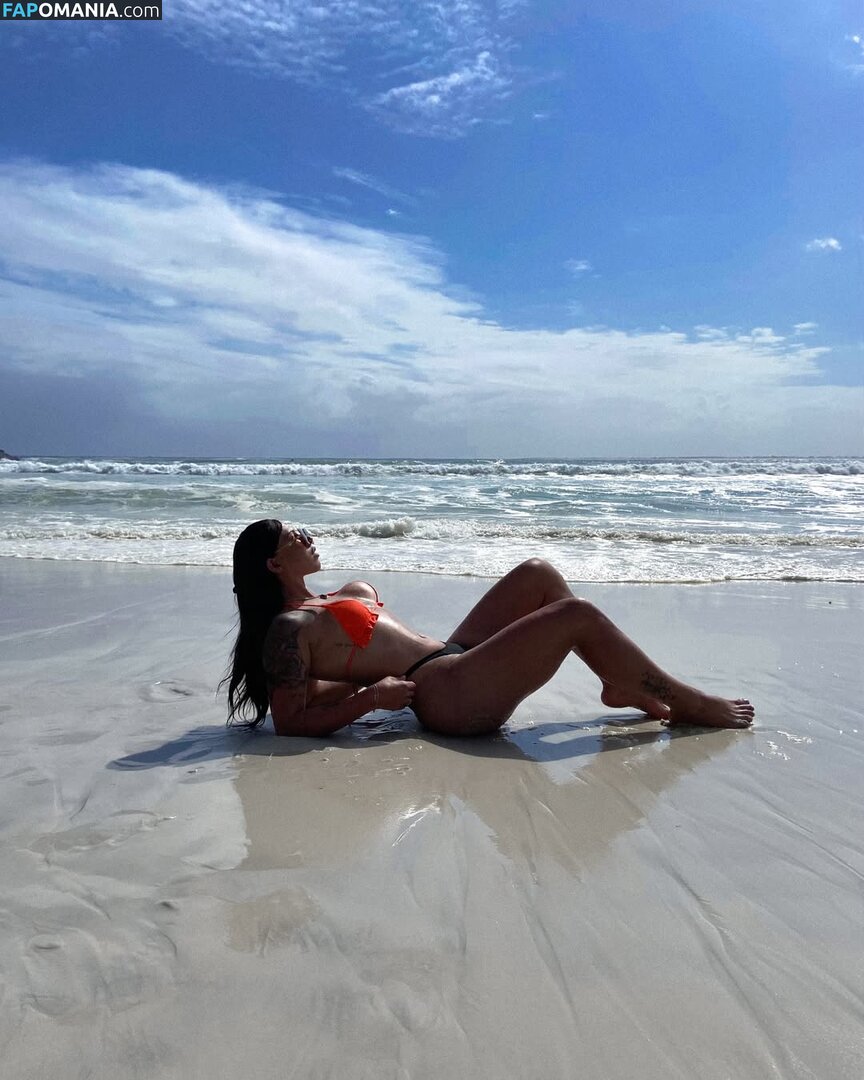 Isa Luvizotto / Isaluvizotto / https: / isa_gomesss_ / isabellaluvizotto_ Обнажённый OnlyFans  Утёкшее фото #9