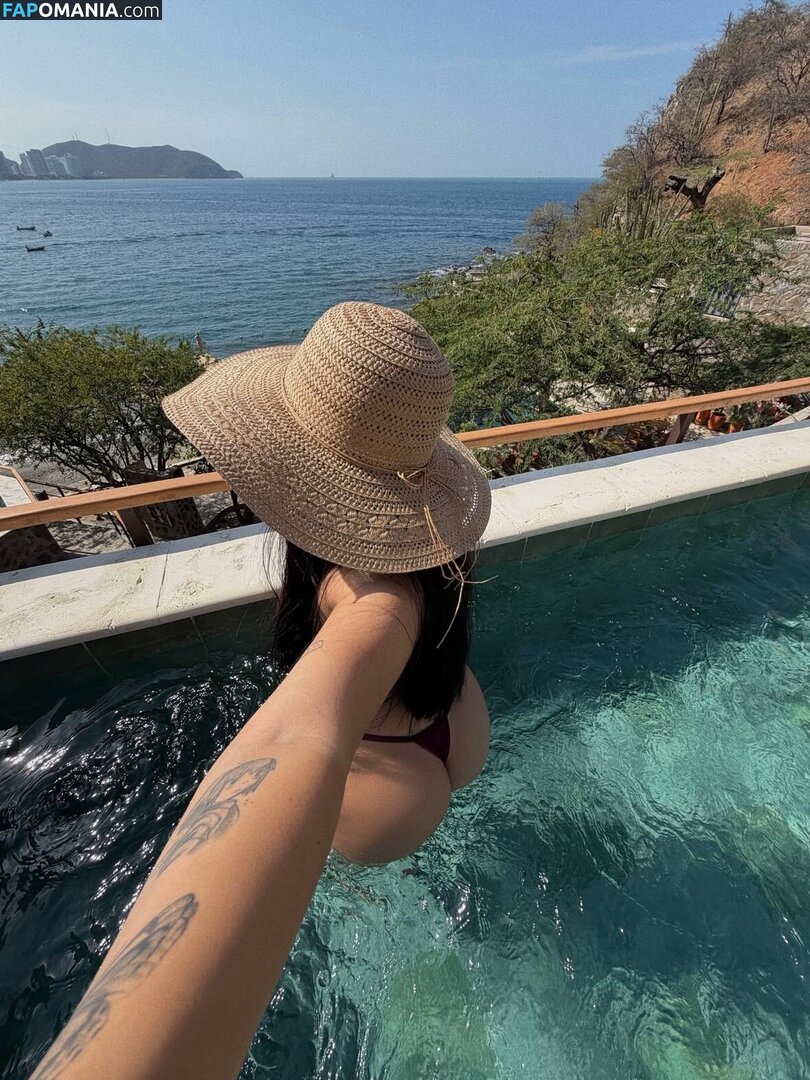 Isabella Tobar / https: / isabellatobaar / isatobaar Обнажённый OnlyFans  Утёкшее фото #3