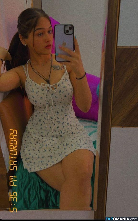 Isha Modi / ironic_ishh / notyourninnybabe Обнажённый OnlyFans  Утёкшее фото #11