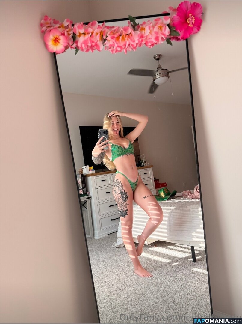 Hailey / Its_thatonetallgirl / akhailey01 / itsthatpinkypie Обнажённый OnlyFans  Утёкшее фото #2