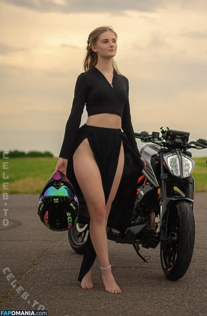 Its.tinx.vrq / its_t1n3 Обнажённый OnlyFans  Утёкшее фото #24