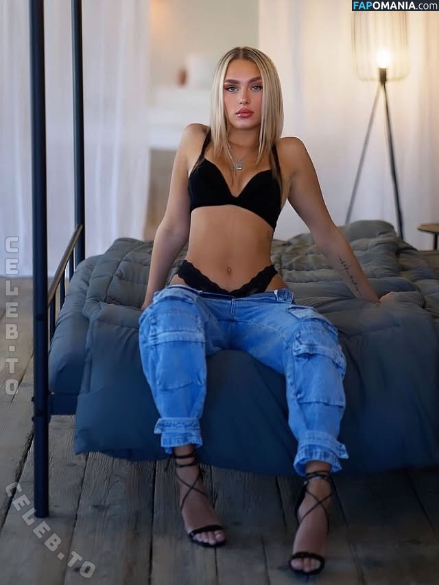 itsvilena / vlnabae Обнажённый OnlyFans  Утёкшее фото #2