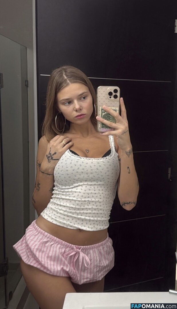 Ivasimmetria Обнажённый OnlyFans  Утёкшее фото #3