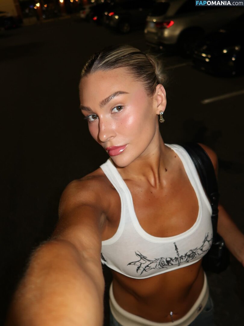 Izzi Dame / WWE NXT / izzi_bee / izzi_wwe Обнажённый OnlyFans  Утёкшее фото #24