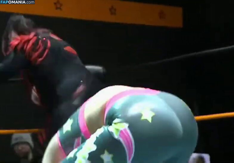 ItsIzzyMania / Izzy Moreno / WWYTWrestling Обнажённый OnlyFans  Утёкшее фото #30