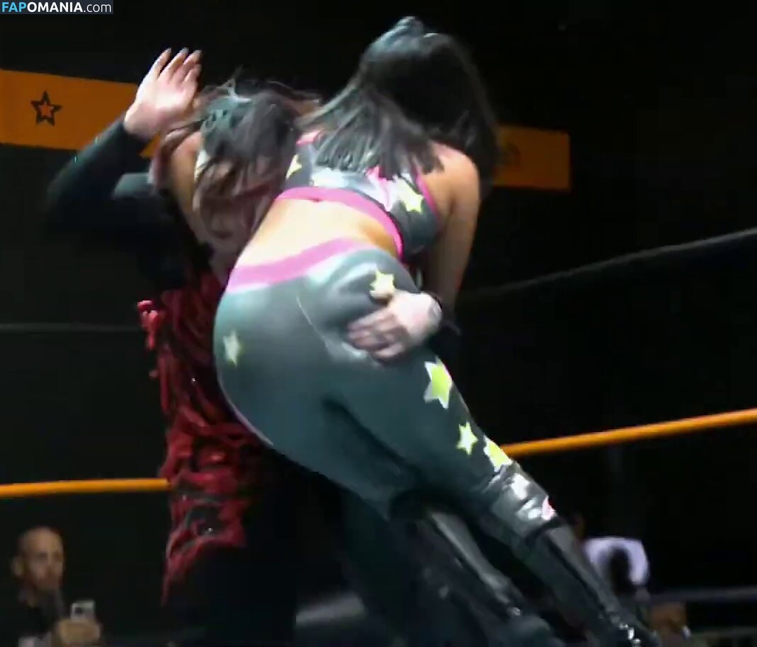 ItsIzzyMania / Izzy Moreno / WWYTWrestling Обнажённый OnlyFans  Утёкшее фото #32