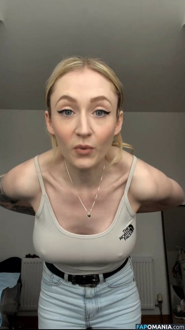 Janet Devlin / janetdevlinofficial Обнажённый OnlyFans  Утёкшее фото #137