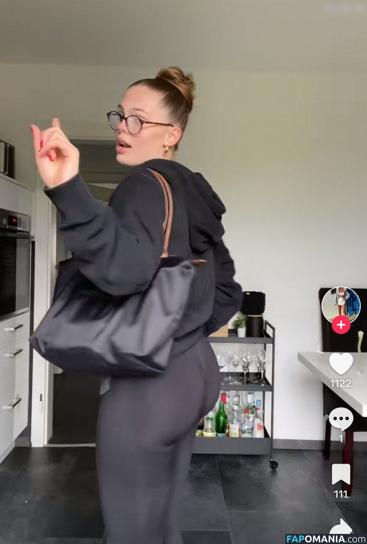 Jelle Karbstein / Jellefeline / jelenajensen Обнажённый OnlyFans  Утёкшее фото #158