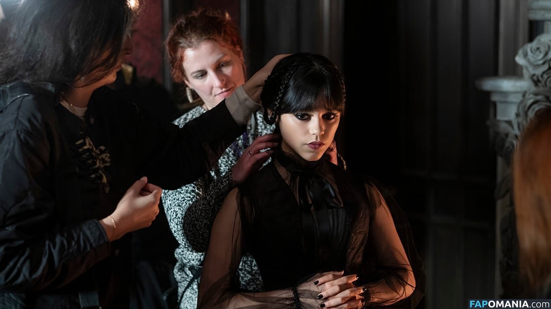 Jenna Ortega / Page / jennaortega Обнажённый OnlyFans  Утёкшее фото #1625