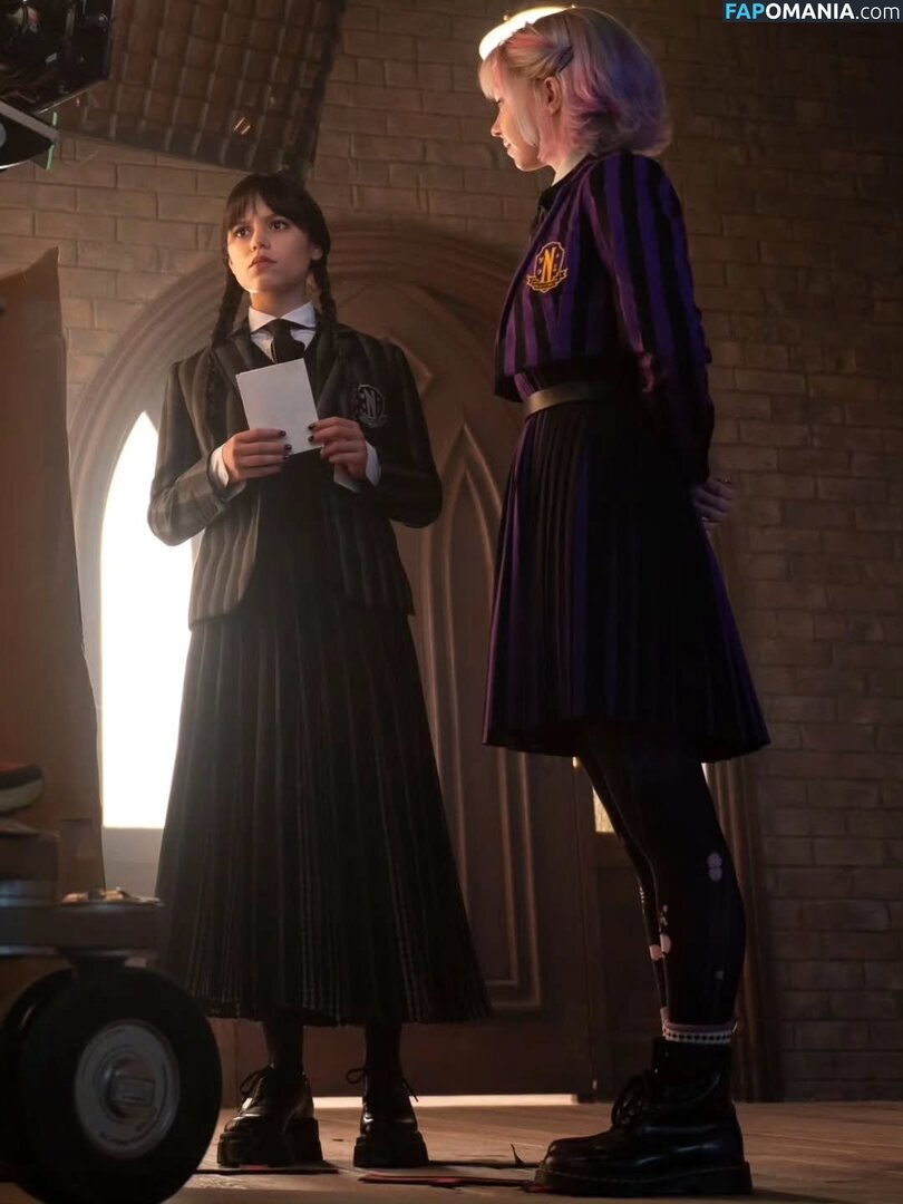 Jenna Ortega / Page / jennaortega Обнажённый OnlyFans  Утёкшее фото #1627