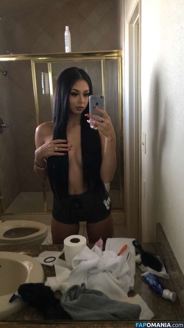 Jenny69 / jen_ny69 / jenny_sixty_nine Обнажённый OnlyFans  Утёкшее фото #19