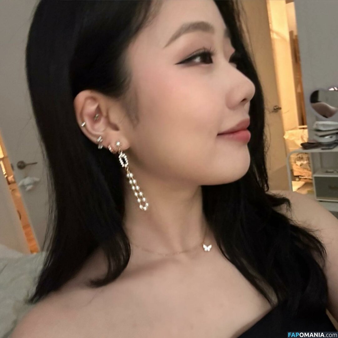 AGirlAndAGame / Jessica / h.yojeong / jessicahkim / jessicanigri Обнажённый OnlyFans  Утёкшее фото #4