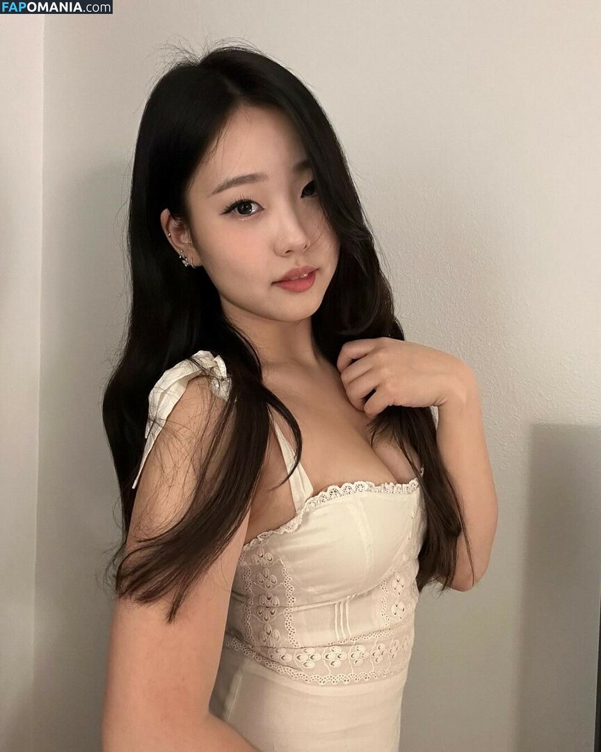 AGirlAndAGame / Jessica / h.yojeong / jessicahkim / jessicanigri Обнажённый OnlyFans  Утёкшее фото #458