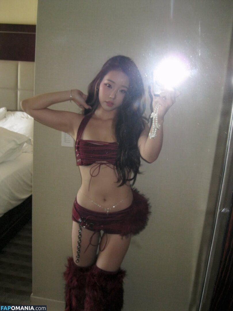 AGirlAndAGame / Jessica / jessicahkim / jessicanigri / kaburbank Обнажённый OnlyFans  Утёкшее фото #957