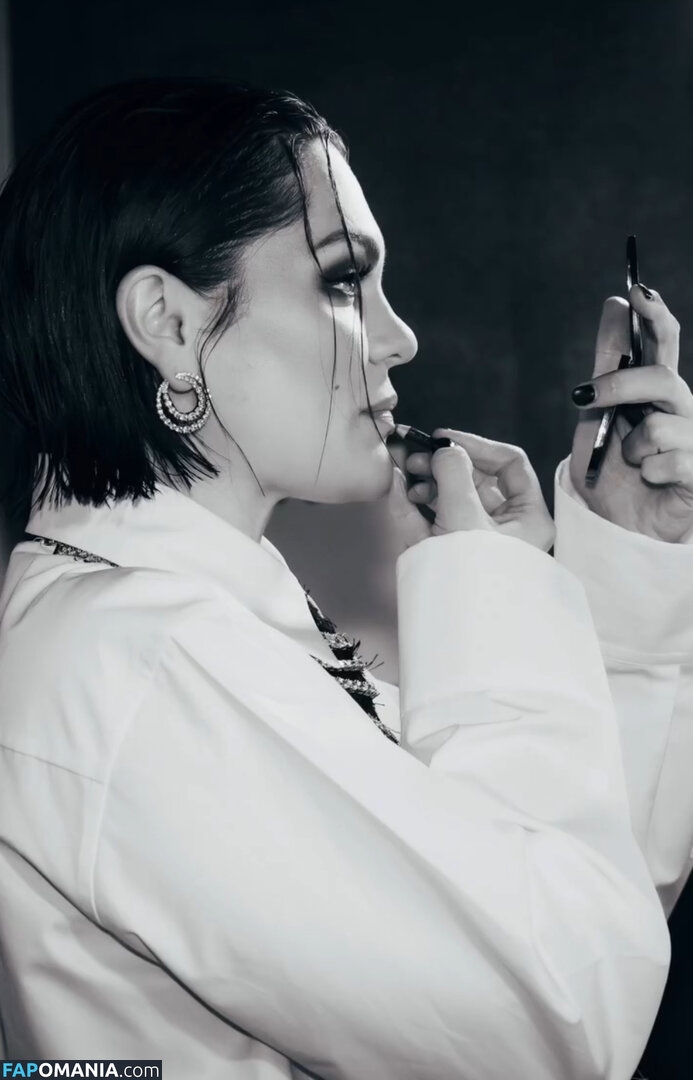 Jessie J / https: / jessie-j / jessiej Обнажённый OnlyFans  Утёкшее фото #188