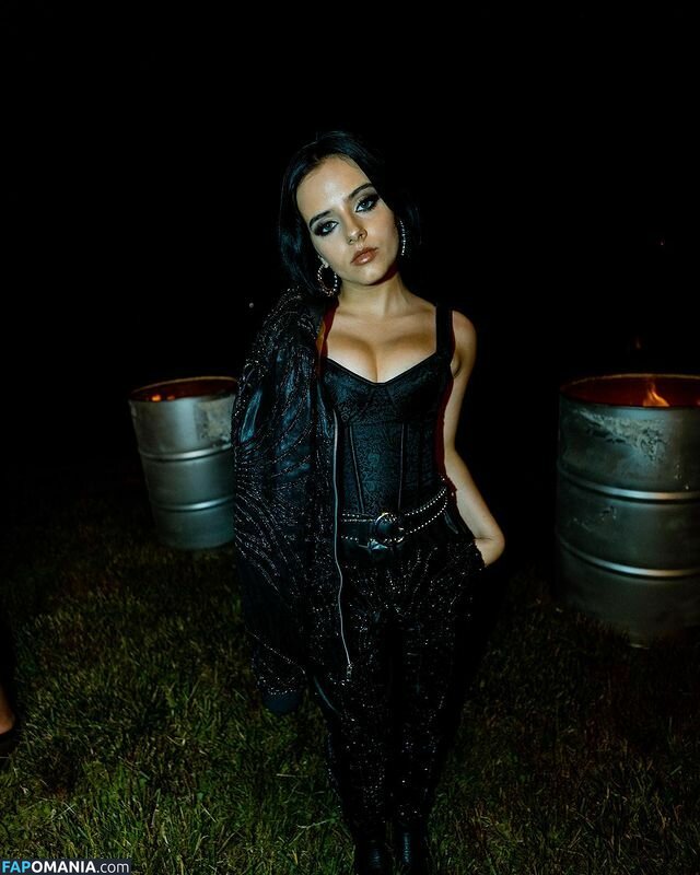 Jessie Murph / jessiemurphhh / playfullyfunsized Обнажённый OnlyFans  Утёкшее фото #4