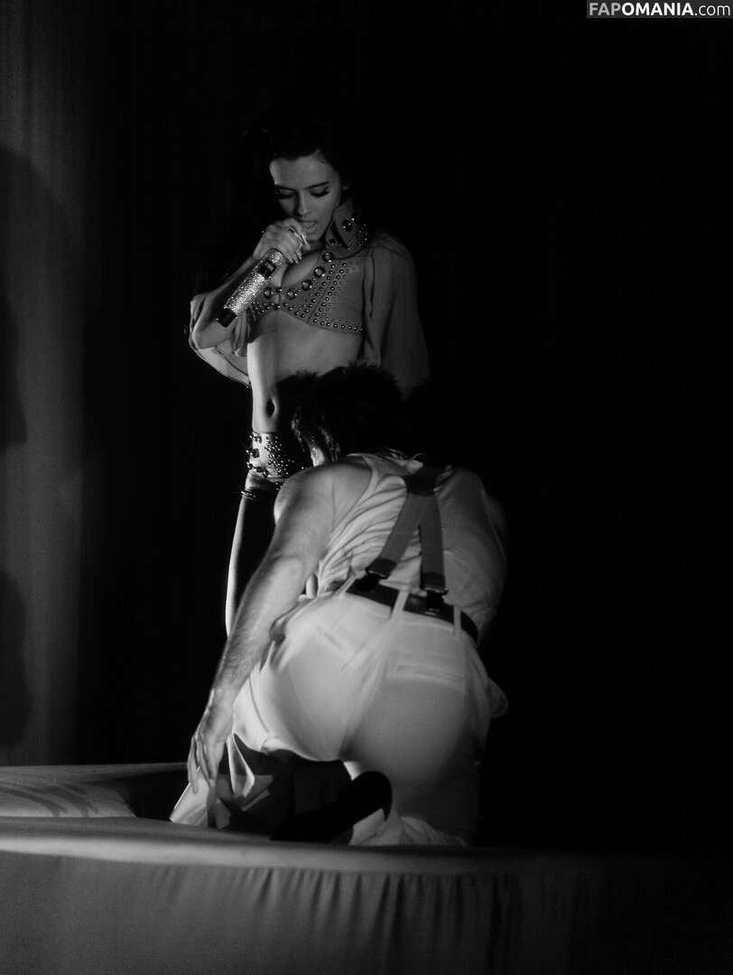 Jessie Murph / jessiemurphhh / playfullyfunsized Обнажённый OnlyFans  Утёкшее фото #24