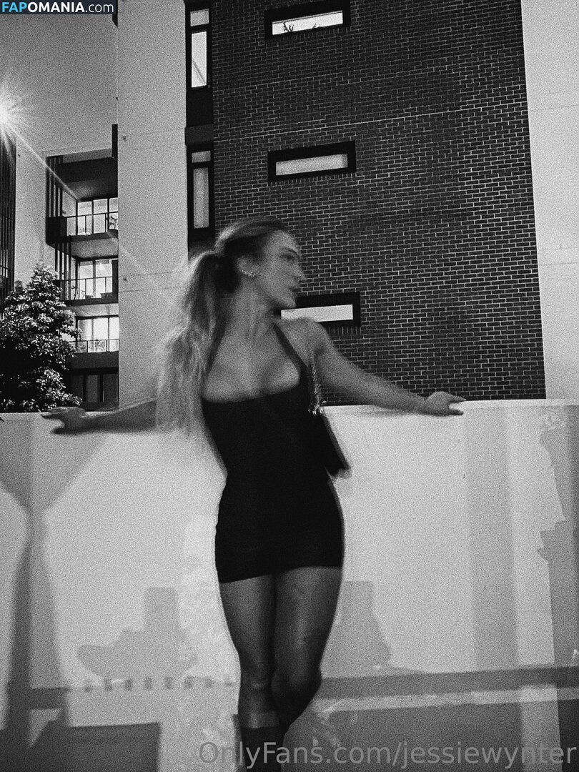 Jessie Renée Wynter / jessiereneewynter / jessiereneewynterr Обнажённый OnlyFans  Утёкшее фото #29