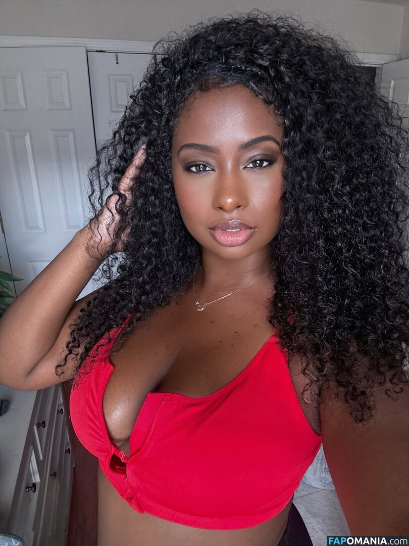 jharionne Обнажённый OnlyFans  Утёкшее фото #2