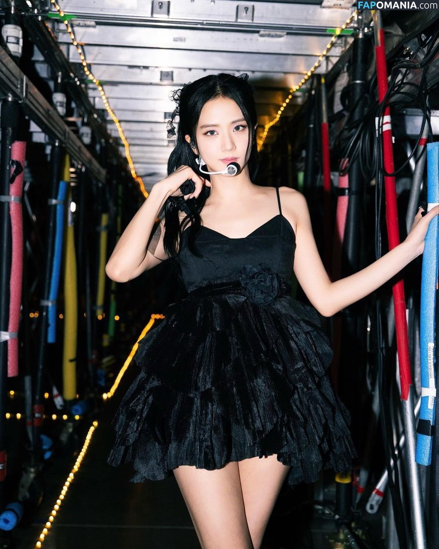 BLACKPINK / Jisoo / qenshizu / sooyaaa__ Обнажённый OnlyFans  Утёкшее фото #5