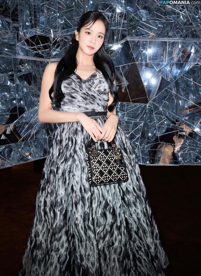 BLACKPINK / Jisoo / qenshizu / sooyaaa__ Обнажённый OnlyFans  Утёкшее фото #96