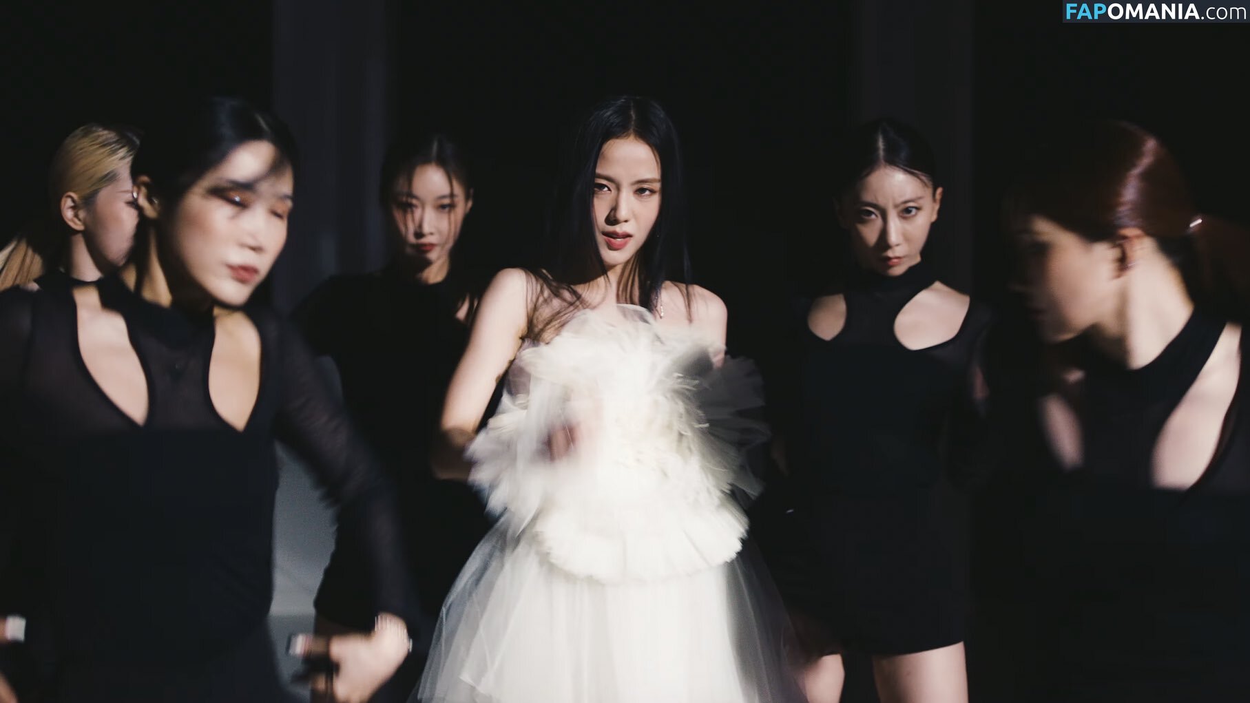 BLACKPINK / Jisoo / qenshizu / sooyaaa__ Обнажённый OnlyFans  Утёкшее фото #566