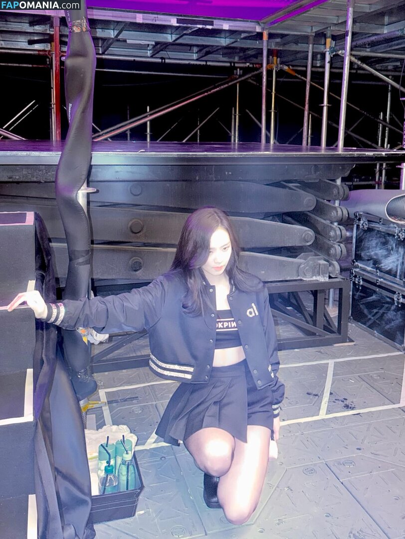 BLACKPINK / Jisoo / qenshizu / sooyaaa__ Обнажённый OnlyFans  Утёкшее фото #583