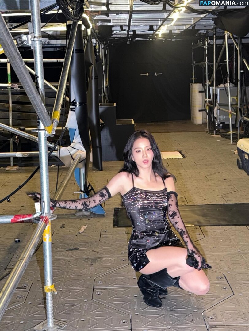 BLACKPINK / Jisoo / qenshizu / sooyaaa__ Обнажённый OnlyFans  Утёкшее фото #597