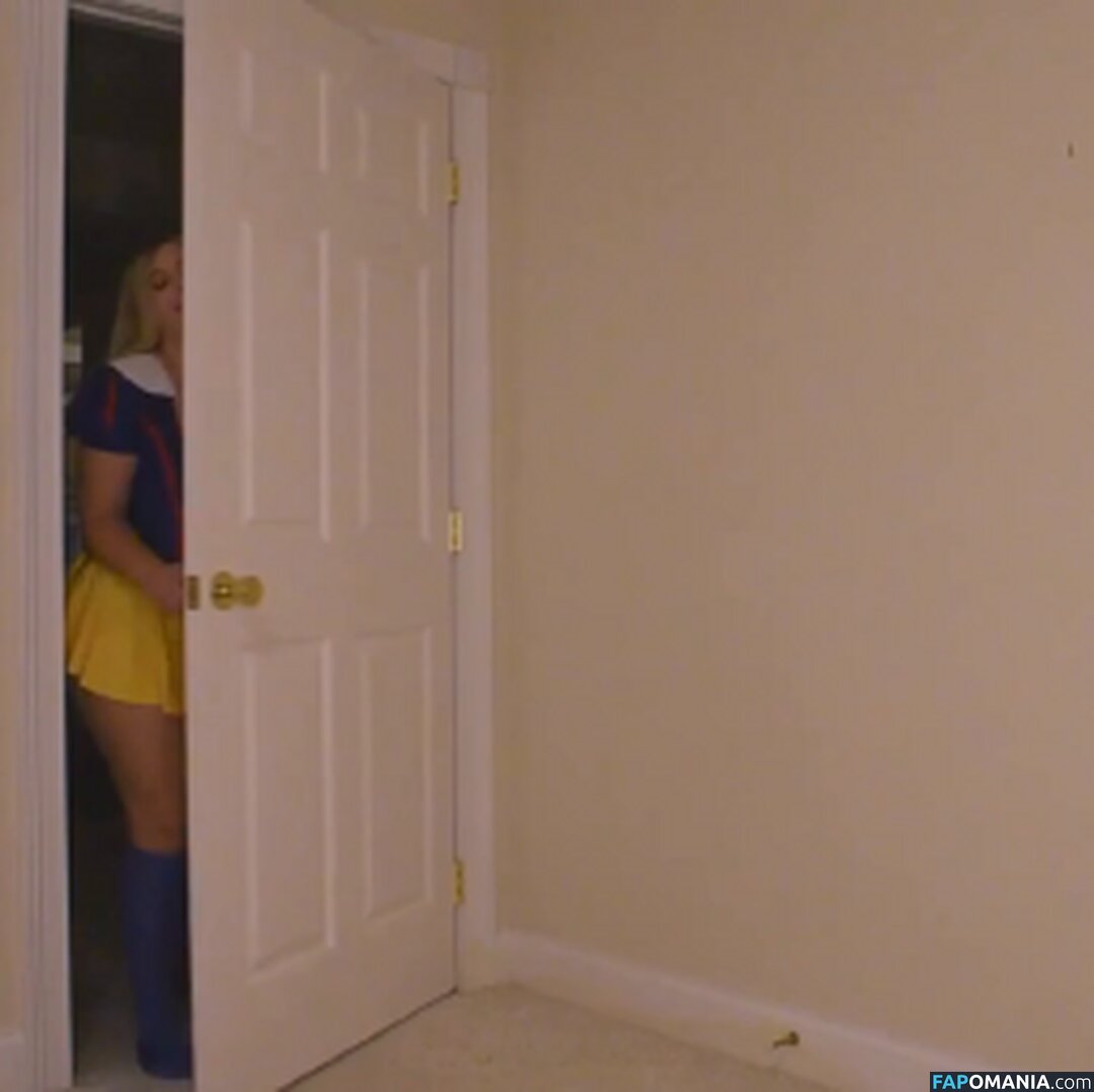 Jocelyn Baker / Jocybaker / jocelynellenbaker / jocibaker / naughtymilfjoci Обнажённый OnlyFans  Утёкшее фото #41