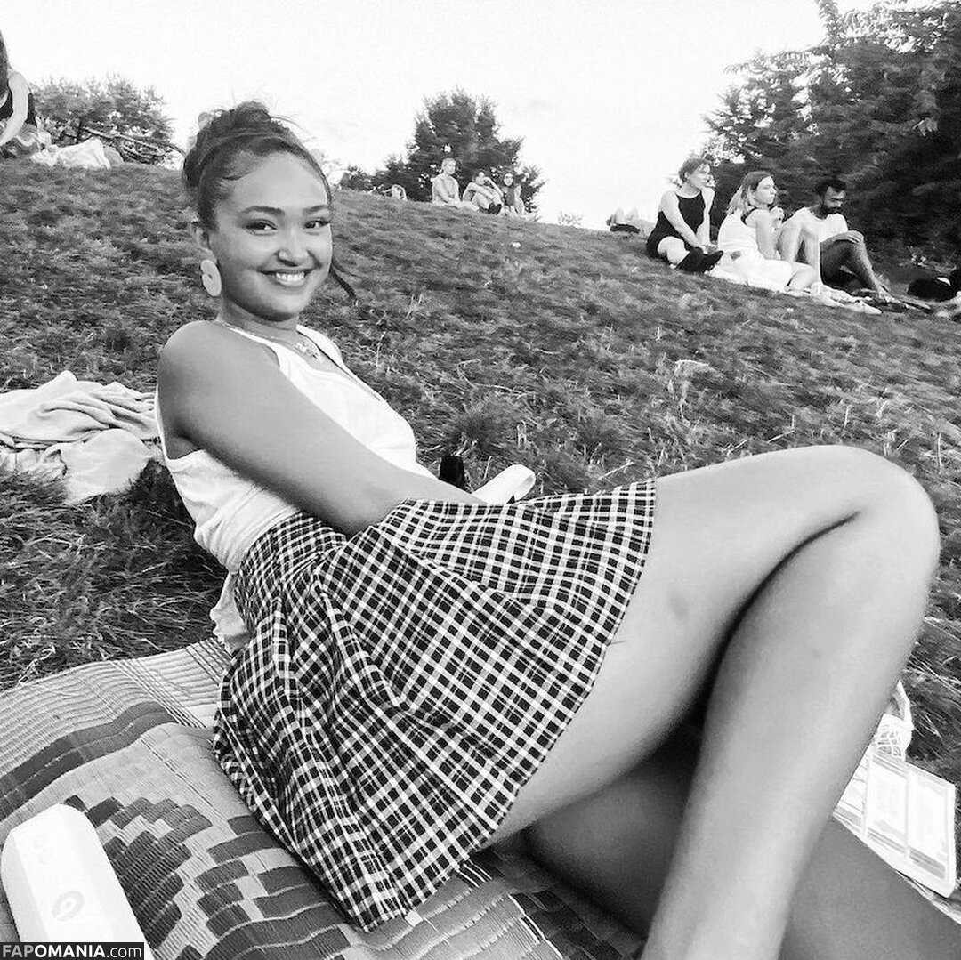 Joy Crookes / https: / joycrookes Обнажённый OnlyFans  Утёкшее фото #36