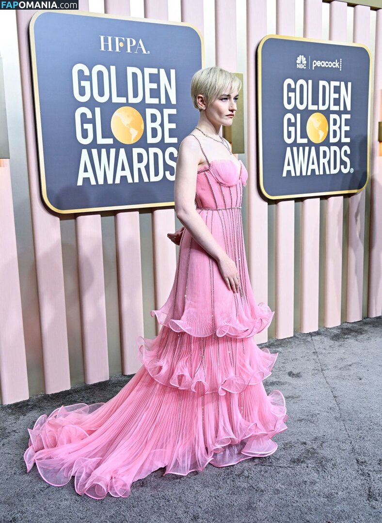 Julia Garner / juliagarnerofficial / ztyg_29 Обнажённый OnlyFans  Утёкшее фото #6