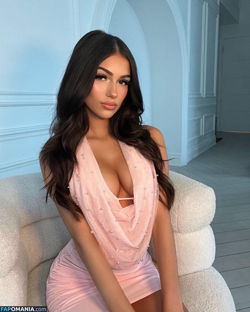 Julia Merekoulias / juliakul_official / juliamerekoulias Обнажённый OnlyFans  Утёкшее фото #39