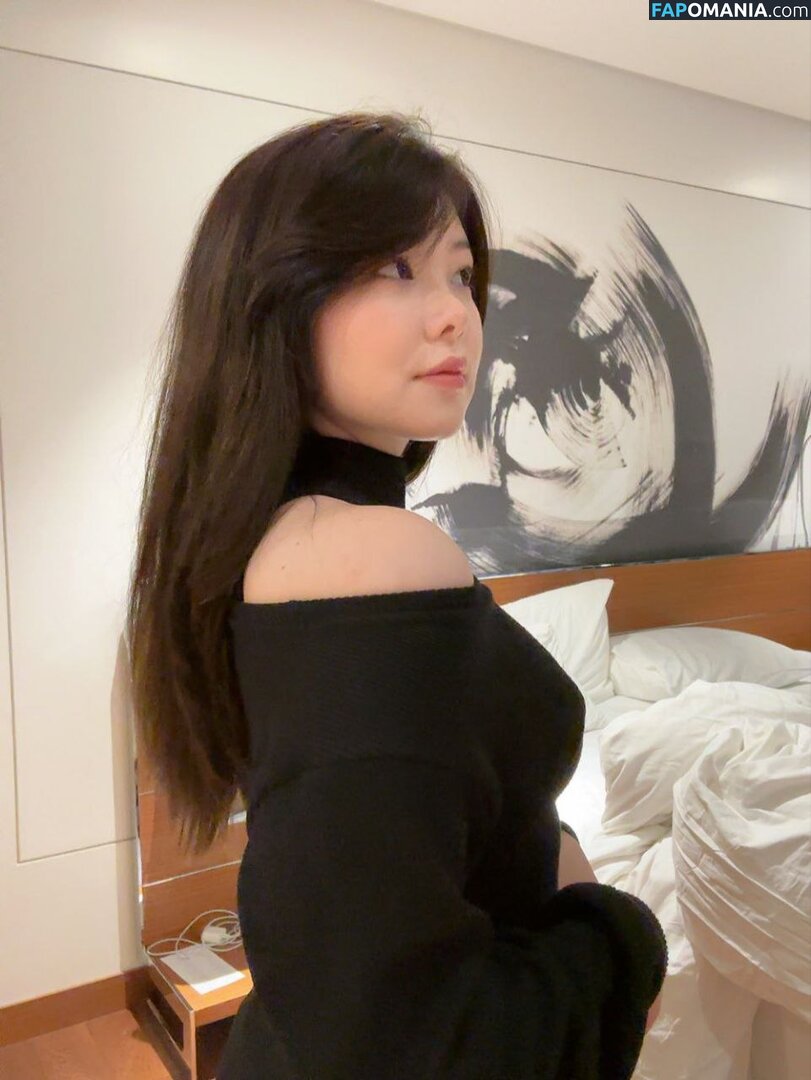 Júlia Nakamura / Mayumi / jumayumin1 Обнажённый OnlyFans  Утёкшее фото #1