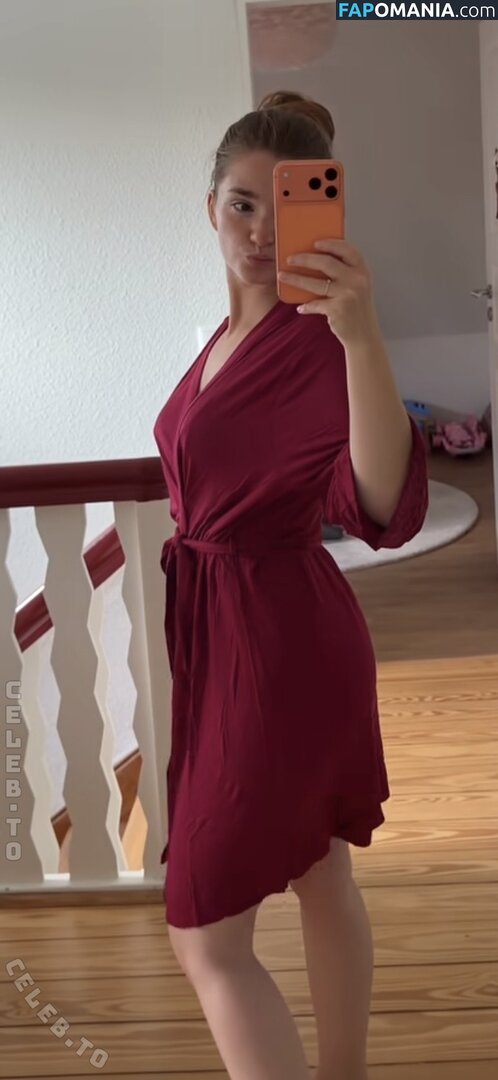 Julia Schulze / Julita_fit / julia.thiele_family Обнажённый OnlyFans  Утёкшее фото #9